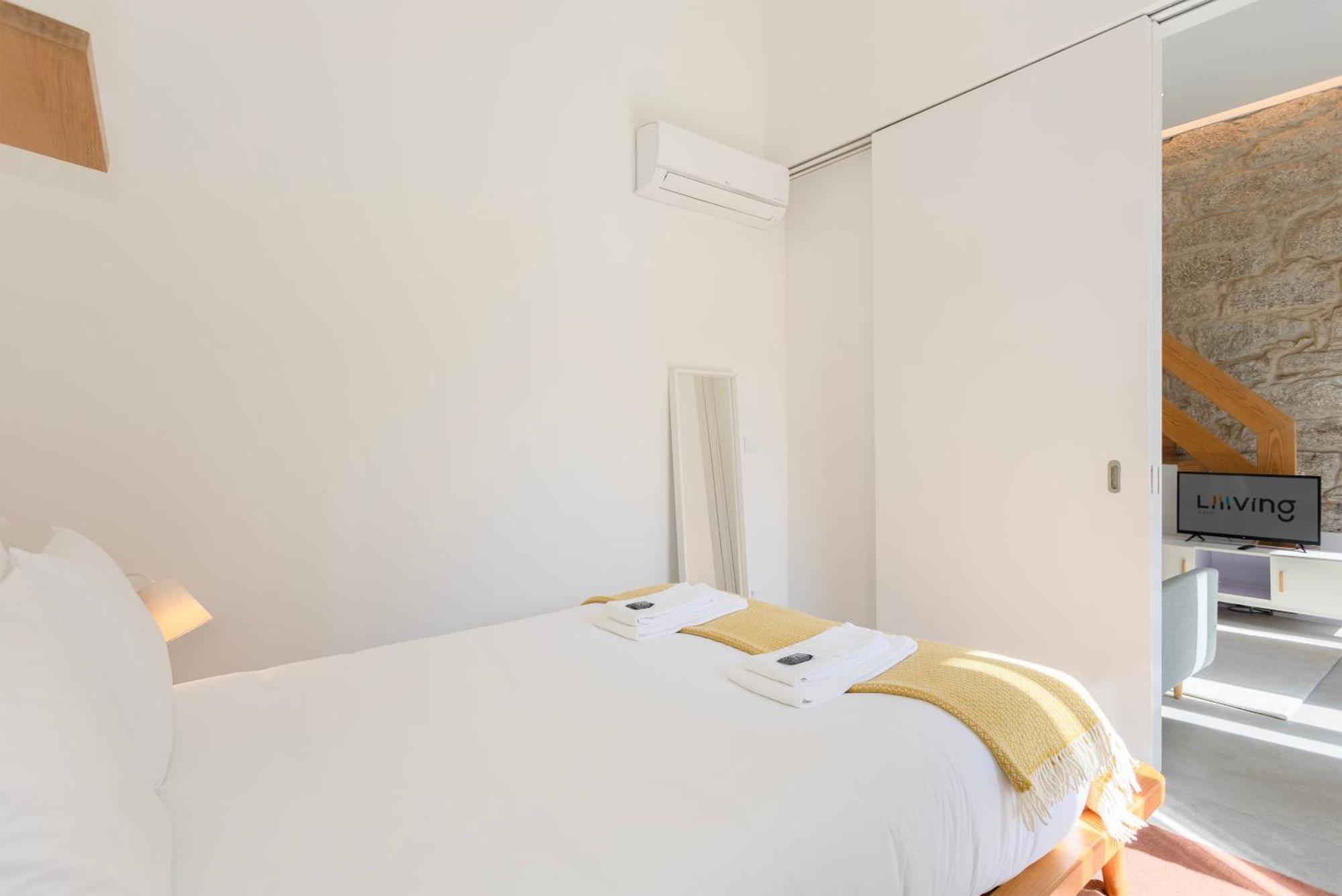 Liiiving In Porto - Terrace & Sunny Apartment Luaran gambar