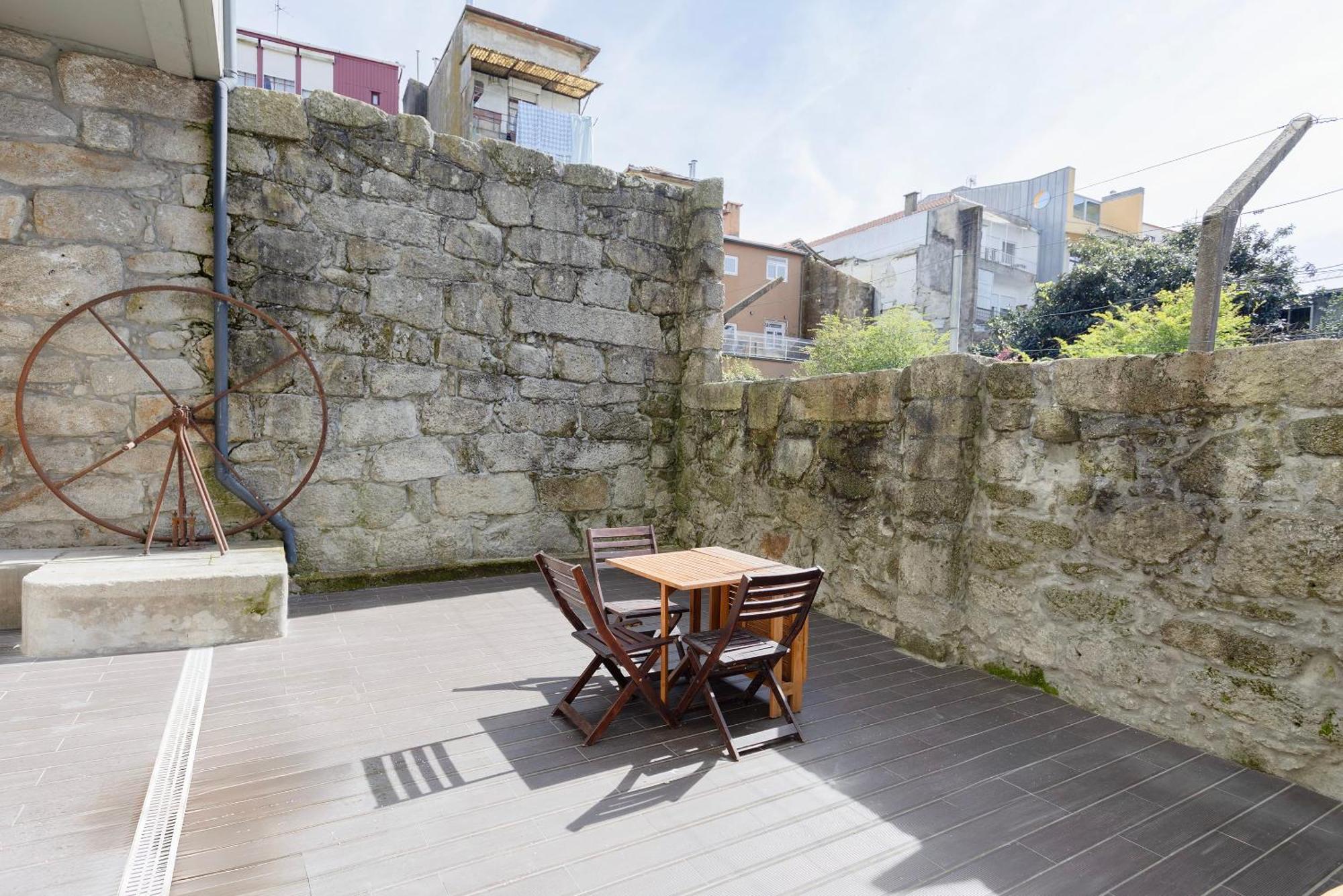 Liiiving In Porto - Terrace & Sunny Apartment Luaran gambar
